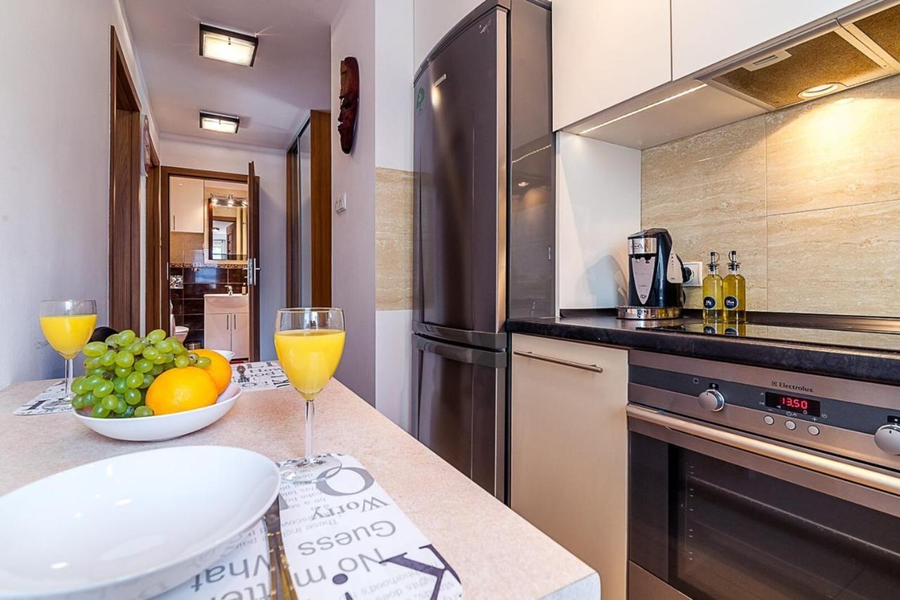 Panska 3 - Apartment With Balcony By Noclegi Renters Варшава Екстериор снимка